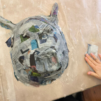 Bild vergrößern: 2024-12 GS Luisenschule Plastik (4)