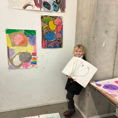 Bild vergrößern: 2024-12 GS Luisenschule Präsentation Malerei (12)