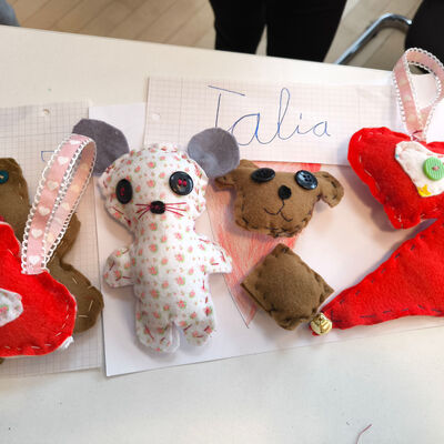 Bild vergrößern: 2024-12 GS Luisenschule Präsentation Textil (2)