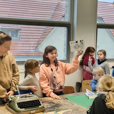 Bild vergrößern: 2024-12 GS Luisenschule Präsentation Illustration (4)