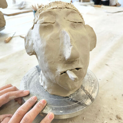 Bild vergr&ouml;&szlig;ern: 2025-09 Sek ASchweitzer Plastik (5)