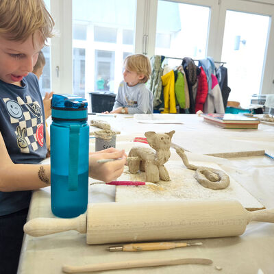 Bild vergr&ouml;&szlig;ern: 2025-11 GS Montessori Plastik (8)