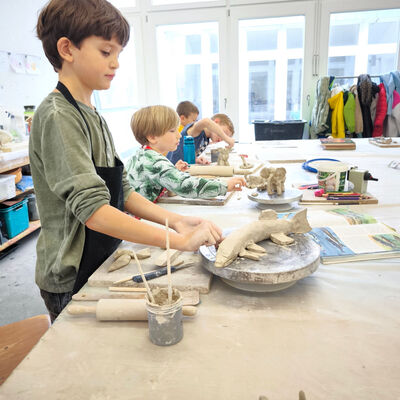 Bild vergr&ouml;&szlig;ern: 2025-11 GS Montessori Plastik (14)