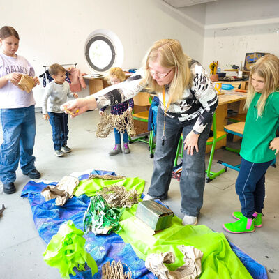 Bild vergr&ouml;&szlig;ern: 2015-11 GS Montessori Musik&Schrott (7)