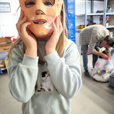 Bild vergr&ouml;&szlig;ern: 2015-11 GS Montessori Musik&Schrott (20)