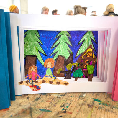 Bild vergr&ouml;&szlig;ern: 2025-11 GS Montessori Pr&auml;sentation Tunnelbuch (35)