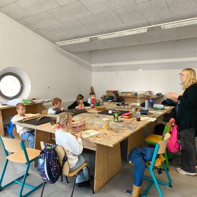 Bild vergr&ouml;&szlig;ern: 2025-11 GS Mehringen Musik und Schrott (8)