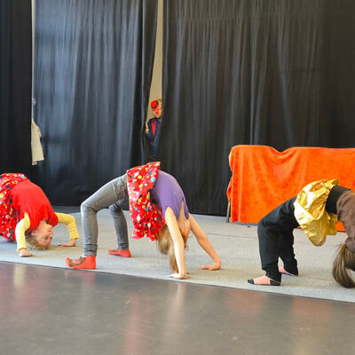 Bild vergr&ouml;&szlig;ern: 2025-11 GS Mehringen Theater (5)