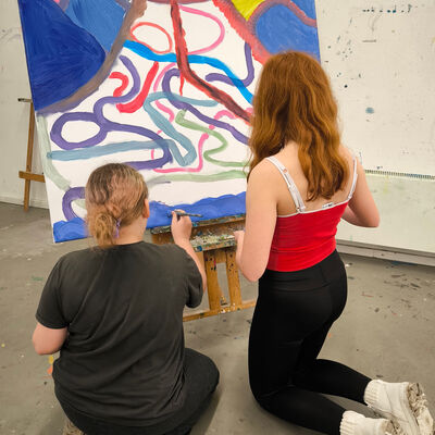 Bild vergr&ouml;&szlig;ern: 2026-01 Sek Burgschule Malerei (5)