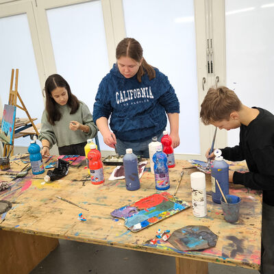 Bild vergr&ouml;&szlig;ern: 2026-01 Sek Burgschule Malerei (6)