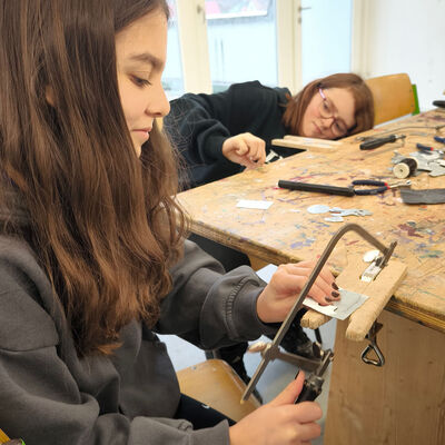 Bild vergr&ouml;&szlig;ern: 2026-01 Sek Burgschule Schmuck (4)