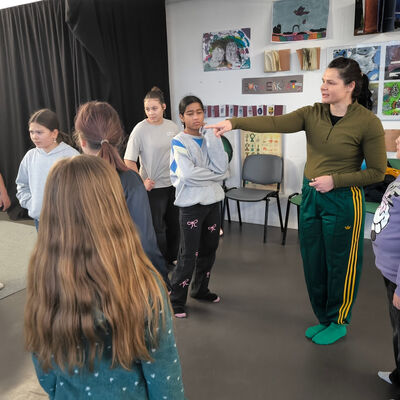 Bild vergr&ouml;&szlig;ern: 2026-01 Sek Burgschule Tanz (1)