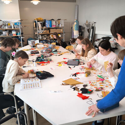 Bild vergr&ouml;&szlig;ern: 2026-01 Sek Burgschule Textil (1)