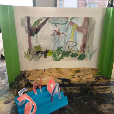 Bild vergr&ouml;&szlig;ern: 2026-01 Sek Burgschule Pr&auml;sentation B&uuml;cher (3)