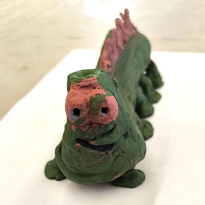 Bild vergr&ouml;&szlig;ern: 2026-01 Sek Burgschule Pr&auml;sentation Keramik (7)